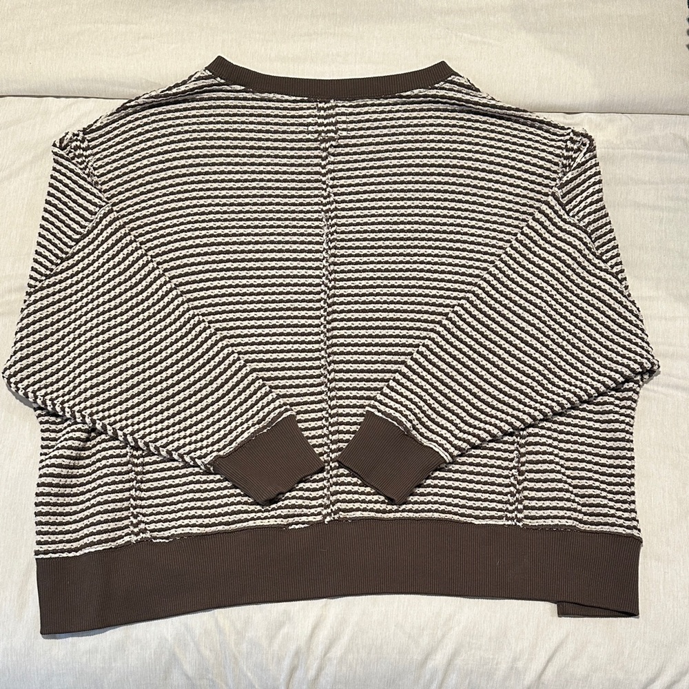American Eagle Outfitters Brown and White Striped Crewneck Sweater - Picture 4 of 4
